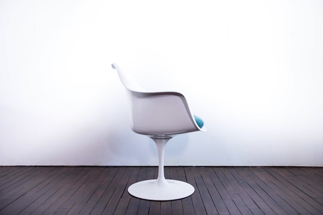 Warren Platner Platner Armchair, Saarinen table, Saarinen Tulip Chair
